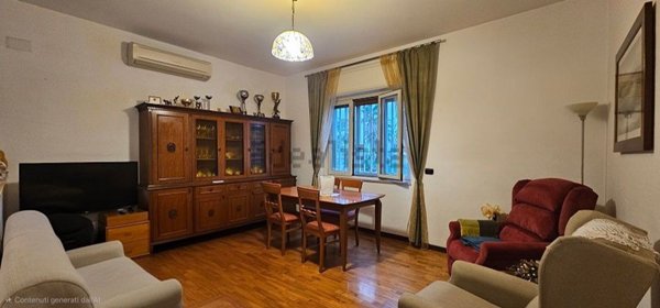 appartamento in affitto a Napoli in zona Chiaia