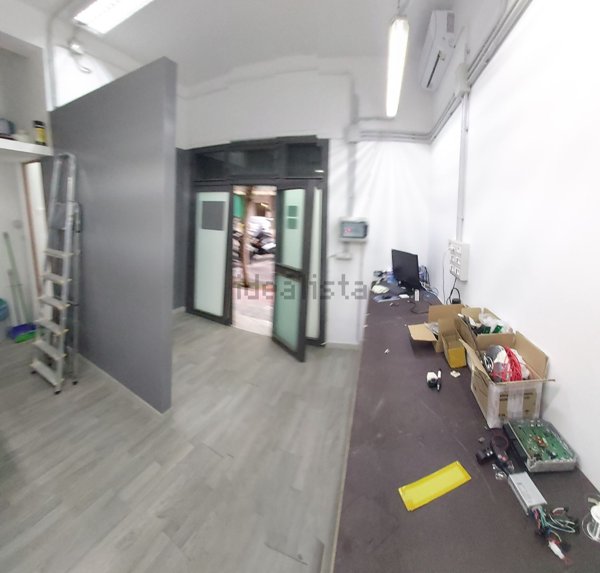 ufficio in affitto a Napoli in zona Capodimonte / Colli Aminei