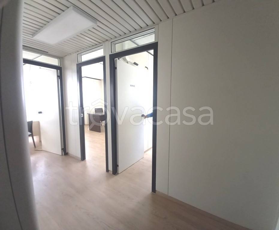 ufficio in affitto a Napoli