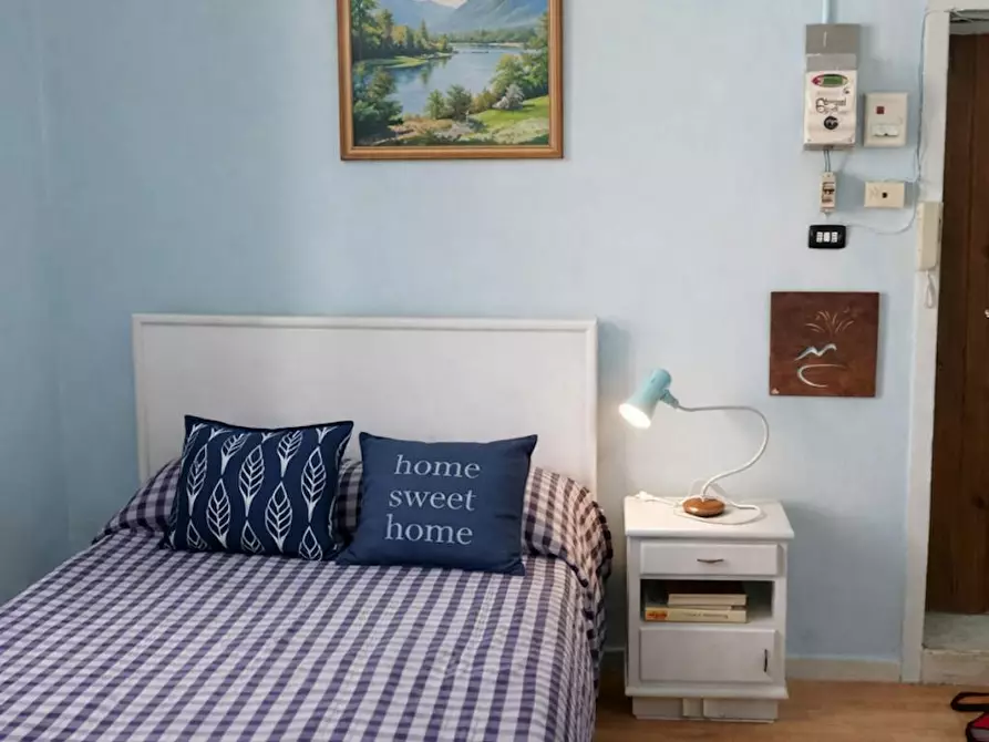 casa indipendente in affitto a Napoli