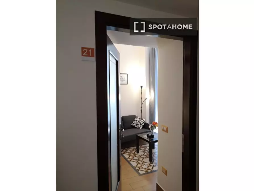 appartamento in affitto a Napoli in zona Avvocata