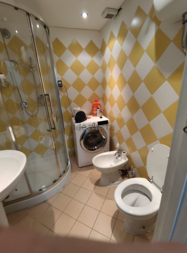 ufficio in affitto a Napoli in zona San Lorenzo