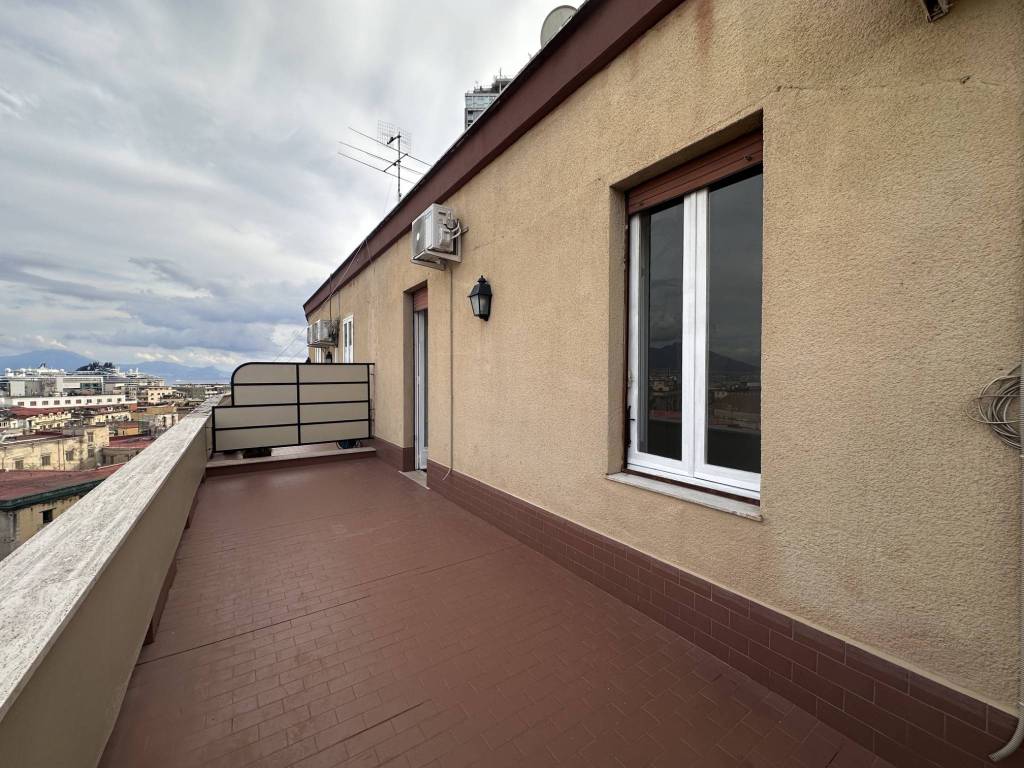 appartamento in affitto a Napoli