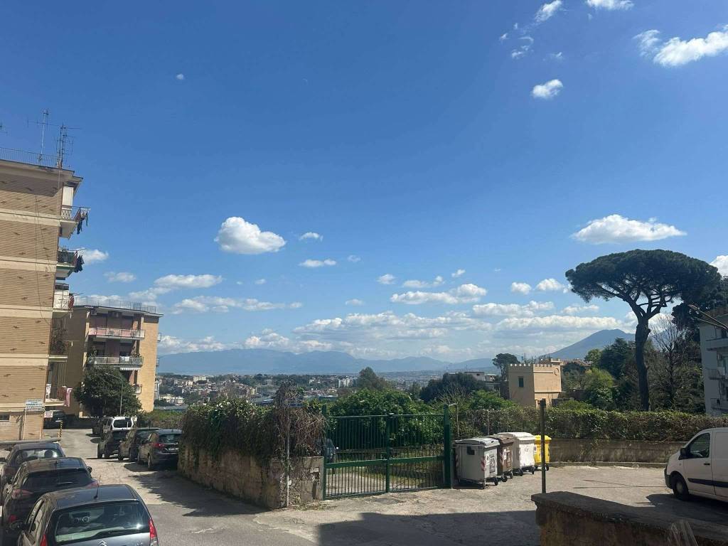 casa indipendente in affitto a Napoli in zona Stella