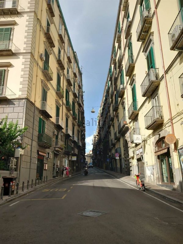 appartamento in affitto a Napoli in zona San Ferdinando
