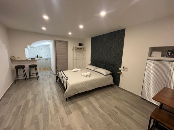 appartamento in affitto a Napoli in zona Chiaia