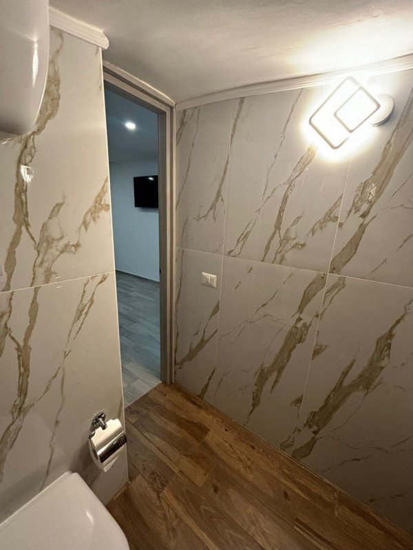 appartamento in affitto a Napoli in zona Chiaia