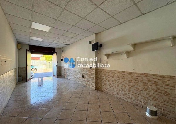 locale commerciale in affitto a Napoli in zona Soccavo