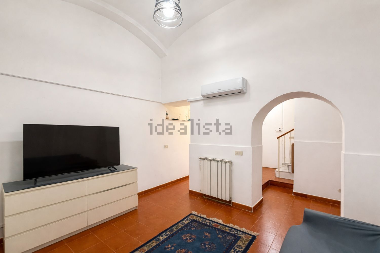 appartamento in affitto a Napoli in zona Chiaia