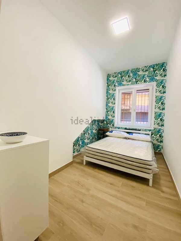 appartamento in affitto a Napoli in zona Chiaia