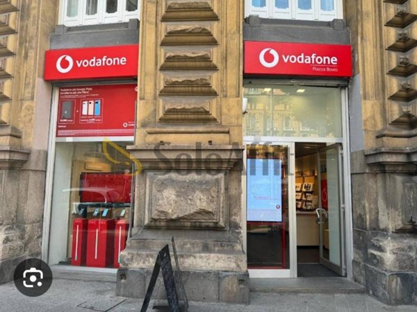 negozio in affitto a Napoli