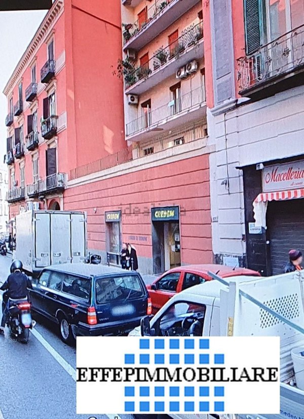 appartamento in affitto a Napoli in zona Chiaia