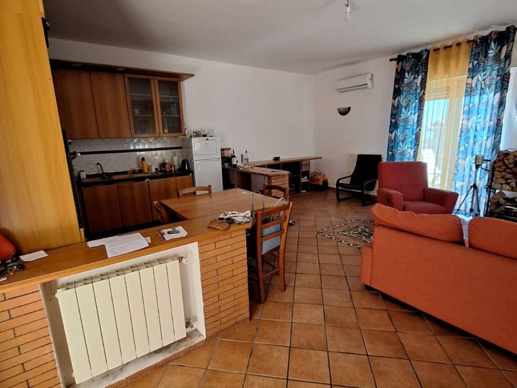 appartamento in affitto a Napoli in zona Camaldoli