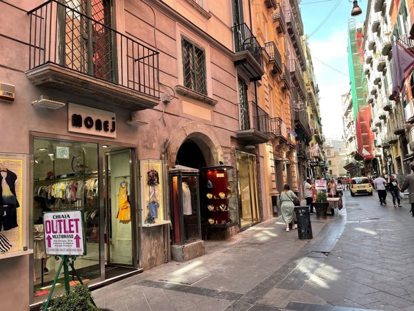 appartamento in affitto a Napoli in zona San Ferdinando