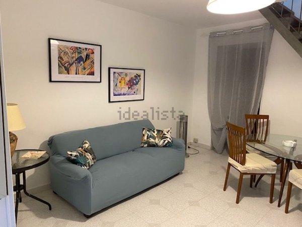 appartamento in affitto a Napoli in zona Chiaia