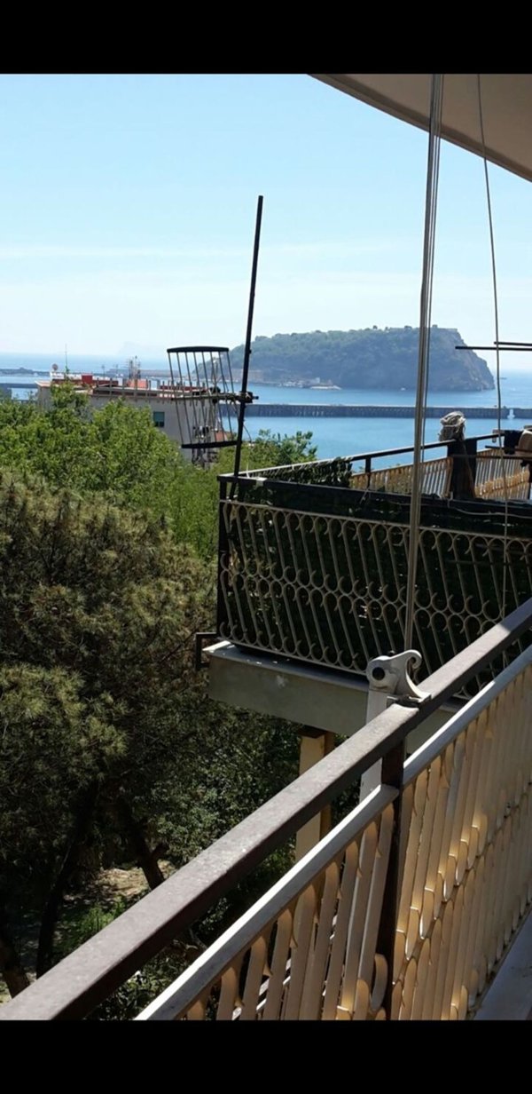 appartamento in affitto a Napoli in zona Bagnoli