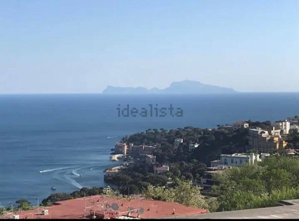 appartamento in affitto a Napoli in zona Posillipo