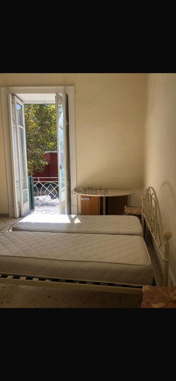appartamento in affitto a Napoli in zona Stella