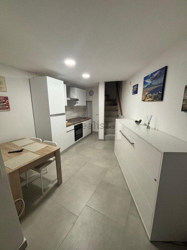 appartamento in affitto a Napoli in zona Stella