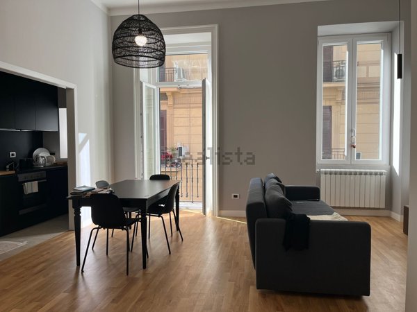 appartamento in affitto a Napoli in zona Chiaia