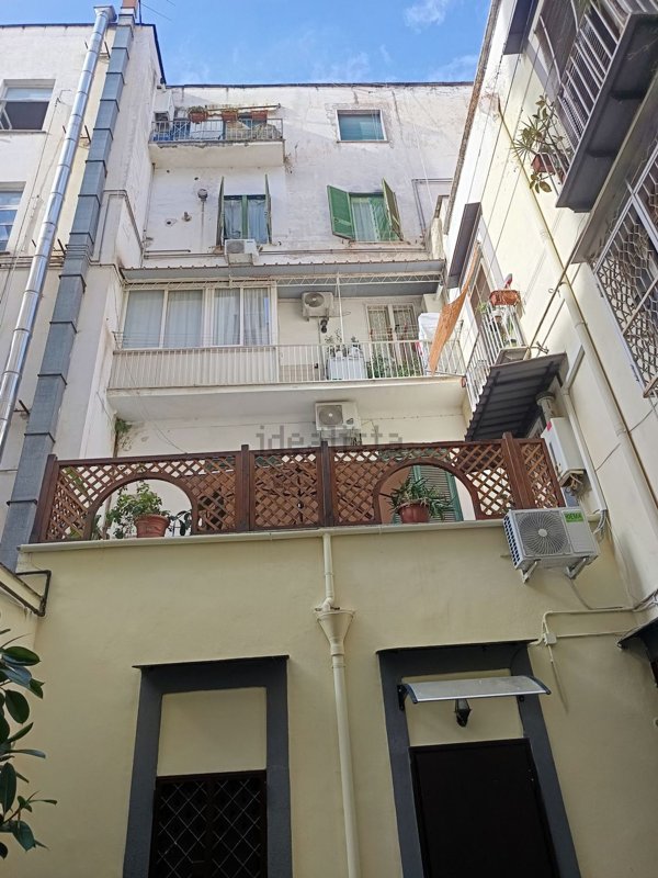 appartamento in affitto a Napoli in zona San Lorenzo