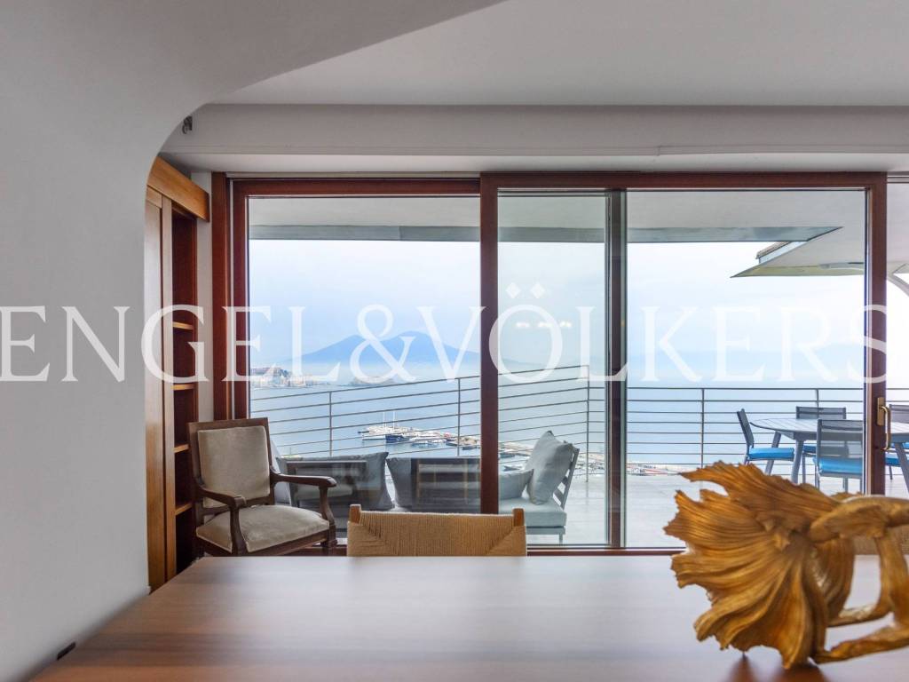 appartamento in affitto a Napoli in zona Posillipo