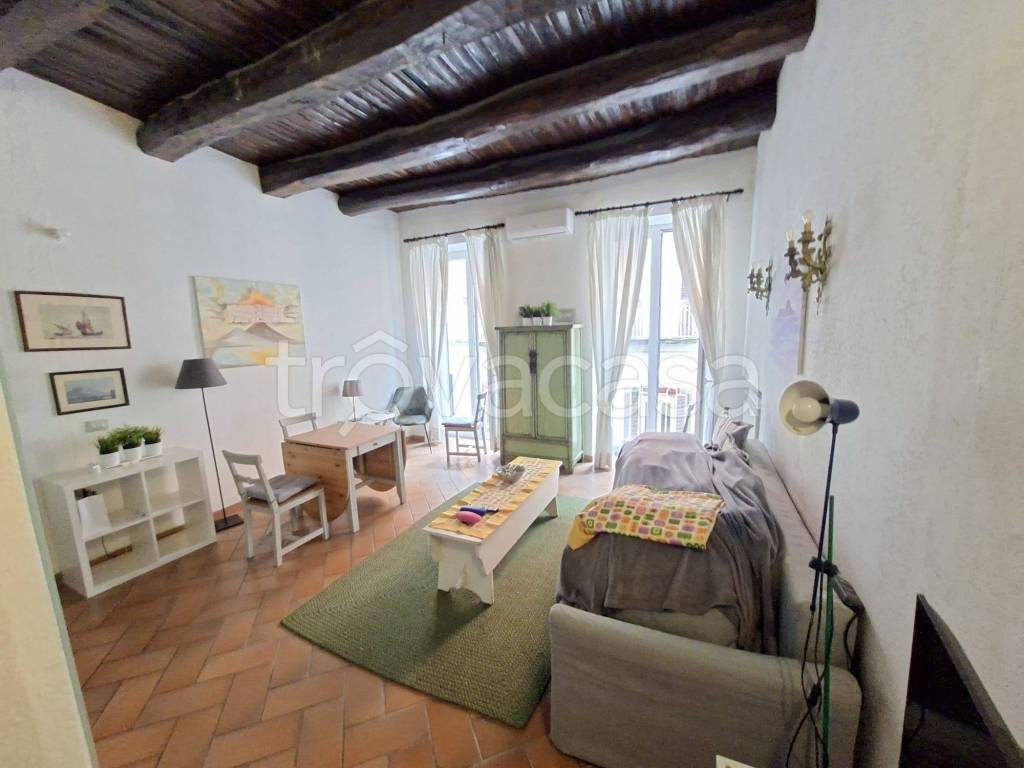 appartamento in affitto a Napoli in zona San Ferdinando