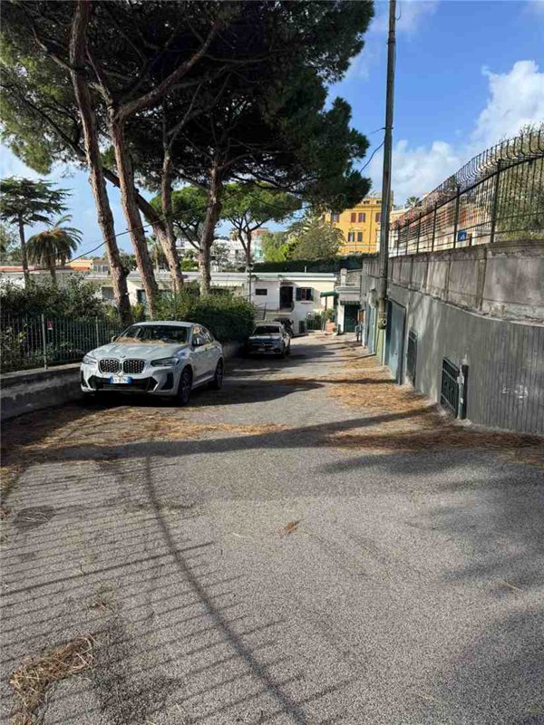 appartamento in affitto a Napoli in zona Posillipo