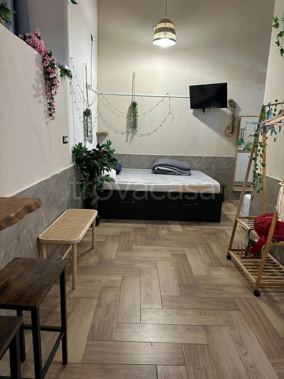 monolocale in affitto a Napoli