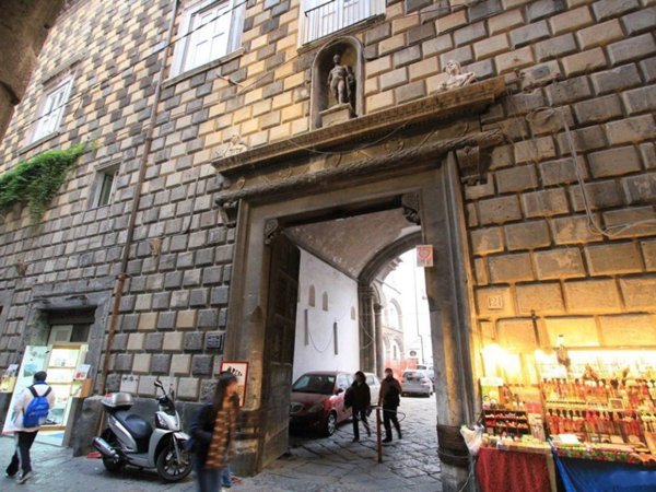 appartamento in affitto a Napoli