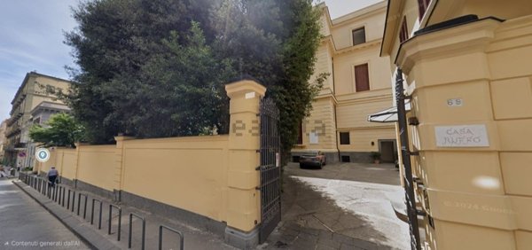ufficio in affitto a Napoli in zona Chiaia