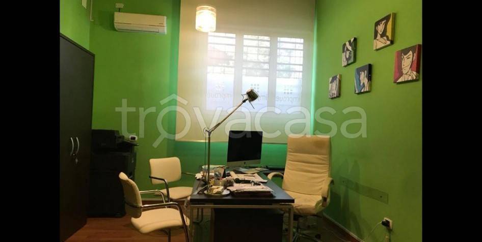 ufficio in affitto a Napoli in zona Soccavo