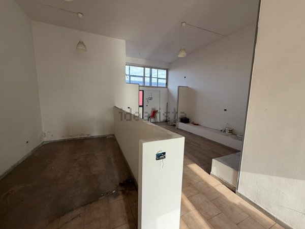 ufficio in affitto a Napoli in zona San Pietro a Patierno