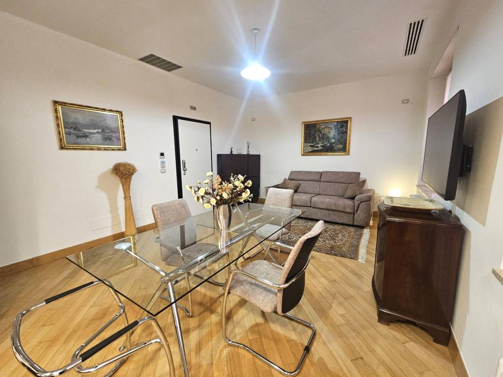 appartamento in affitto a Napoli