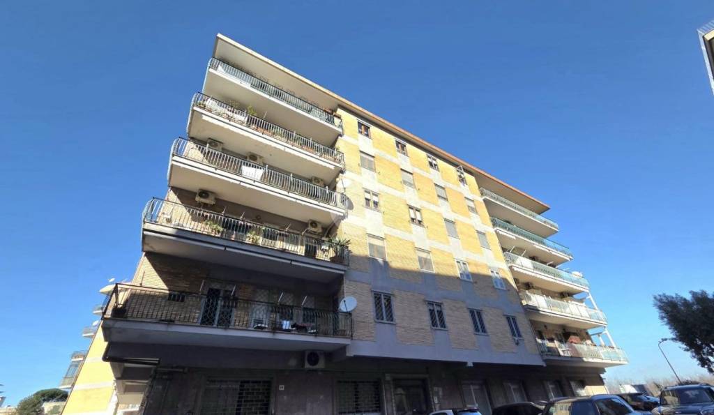 appartamento in affitto a Napoli in zona Capodimonte / Colli Aminei