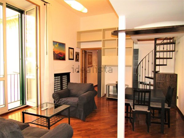 appartamento in affitto a Napoli in zona Chiaia