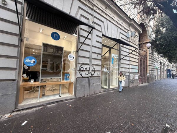 negozio in affitto a Napoli in zona Pendino / San Giuseppe