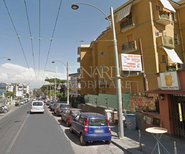 locale commerciale in affitto a Napoli in zona Capodimonte / Colli Aminei