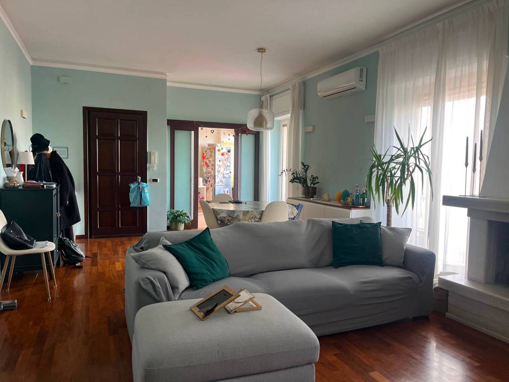 appartamento in affitto a Napoli in zona Fuorigrotta