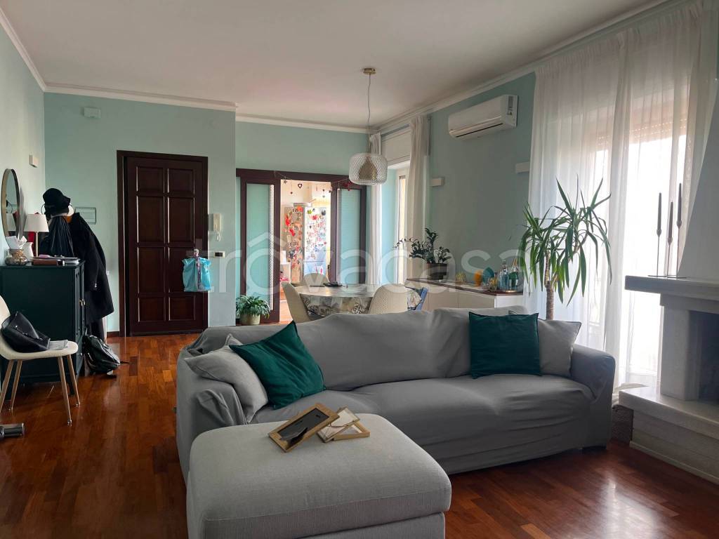 appartamento in affitto a Napoli in zona Fuorigrotta