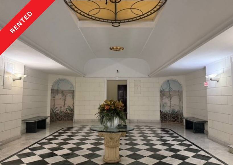 appartamento in affitto a Napoli in zona Chiaia