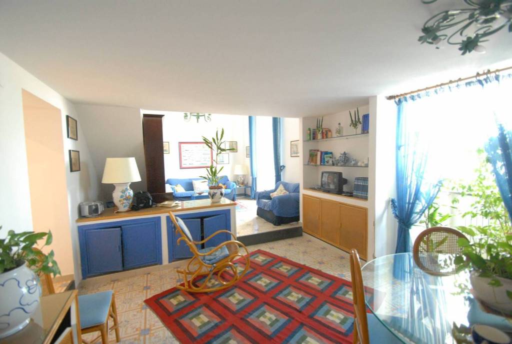 appartamento in affitto a Napoli in zona Posillipo