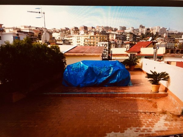 appartamento in affitto a Napoli in zona Avvocata