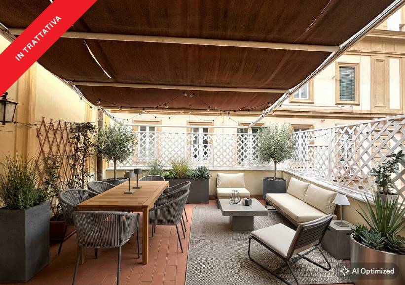 appartamento in affitto a Napoli in zona Chiaia