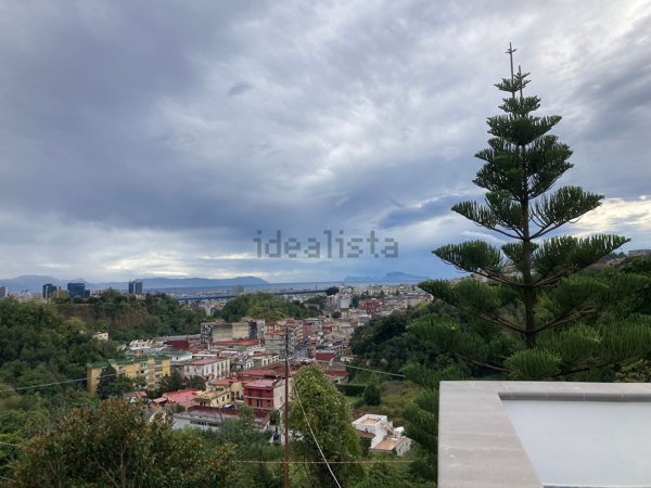 appartamento in affitto a Napoli in zona Capodimonte / Colli Aminei