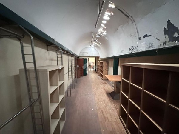 locale commerciale in affitto a Napoli in zona Secondigliano