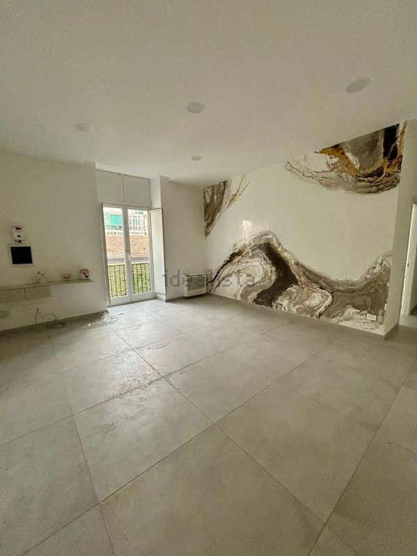 appartamento in affitto a Napoli in zona Stella