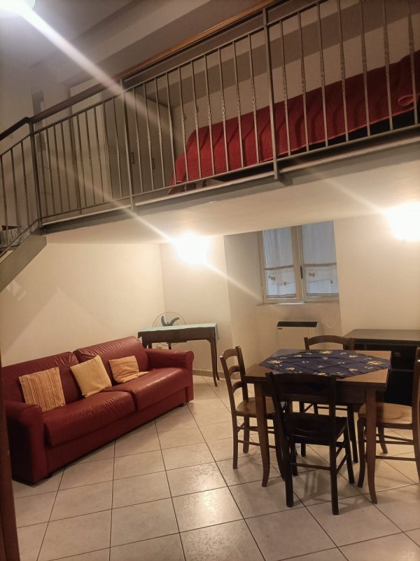 appartamento in affitto a Napoli in zona Pendino / San Giuseppe