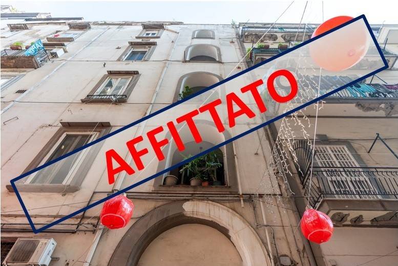 appartamento in affitto a Napoli in zona Chiaia