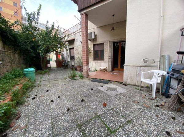 casa indipendente in affitto a Napoli in zona Poggioreale